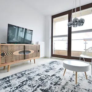https://apartament-kazimierza-wielkiego-5.poznan-hotels.com
